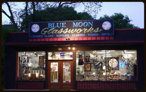Blue Moon Glassworks store front